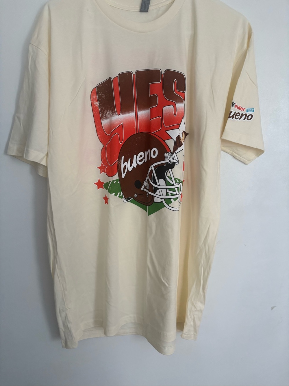 New Kinder Bueno Football T Shirt-xl